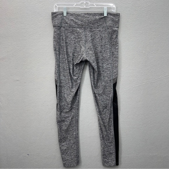 Victoria's Secret Gray Leggings Women's Size M Ultimate Workout Black Mesh Side - Picture 3 of 3